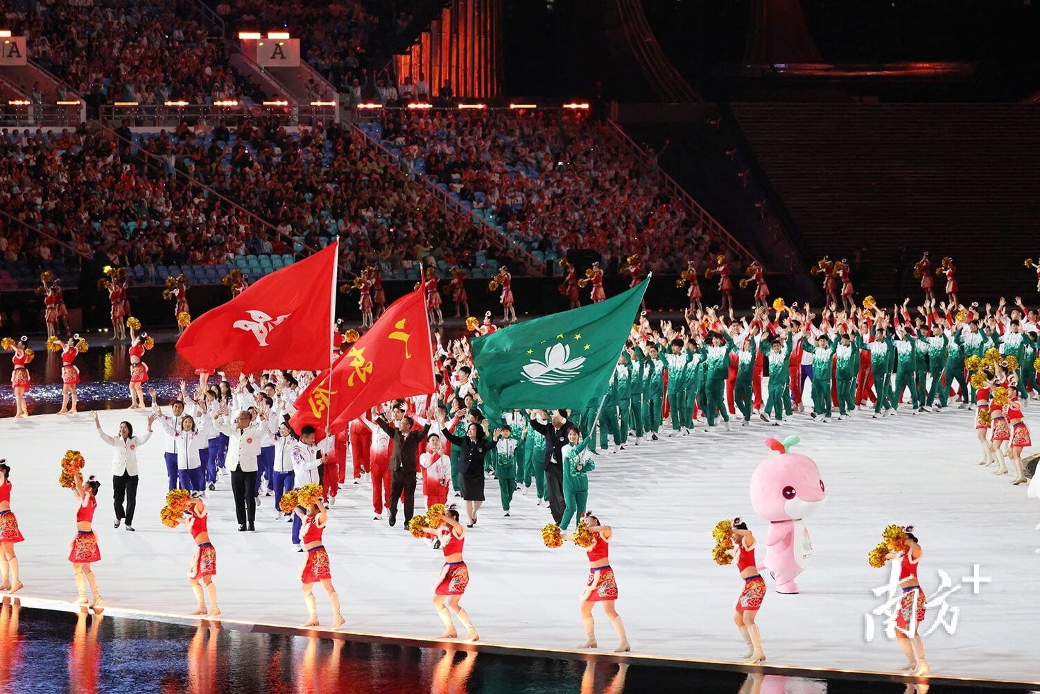 APEX英雄战队配合体系解析